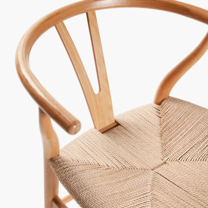 Respaldo en Y · Set 2 Sillas Wishbone Madera Natural y Cuerda